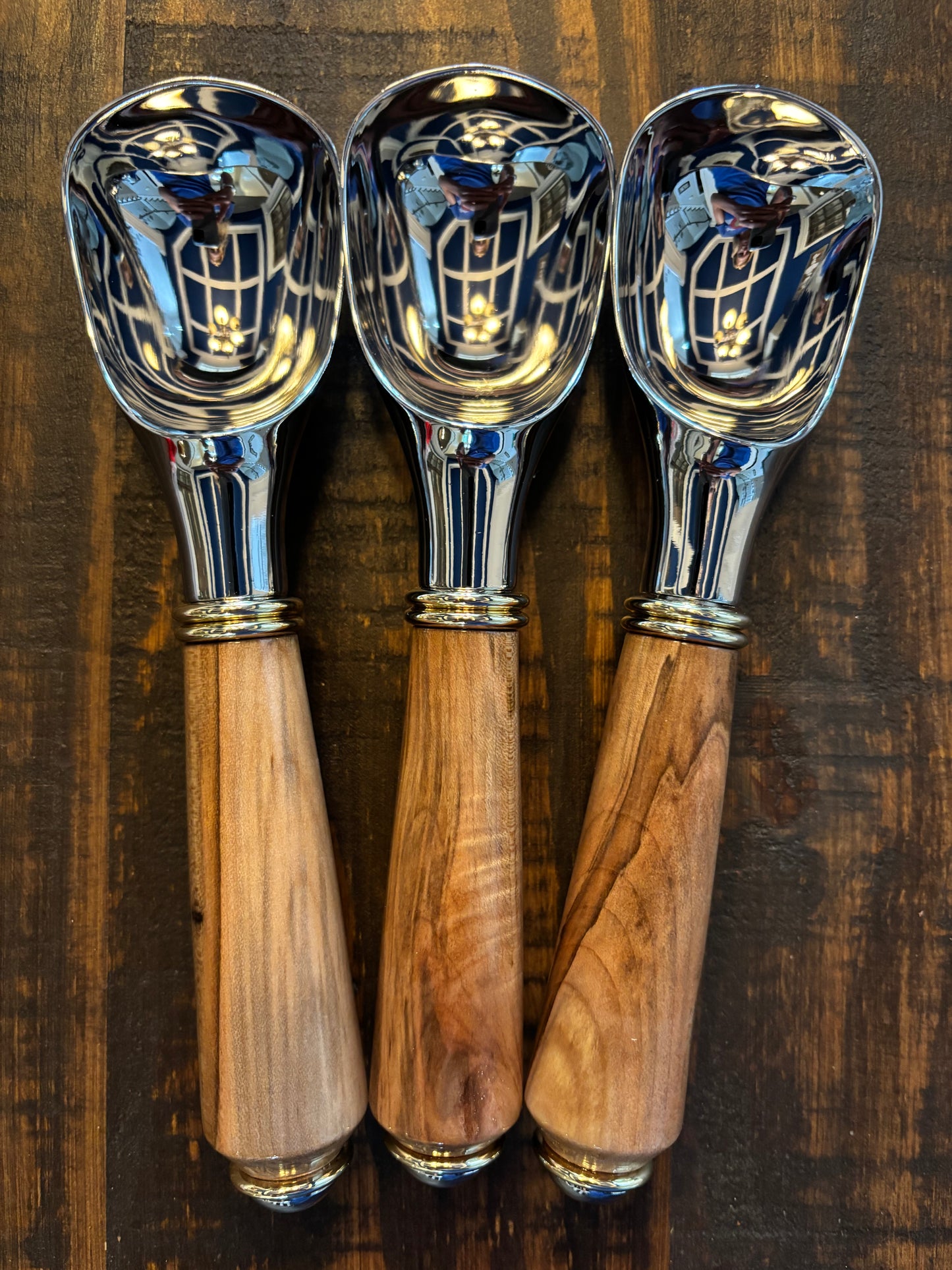 Premium Wood Handle Ice Cream Scoop