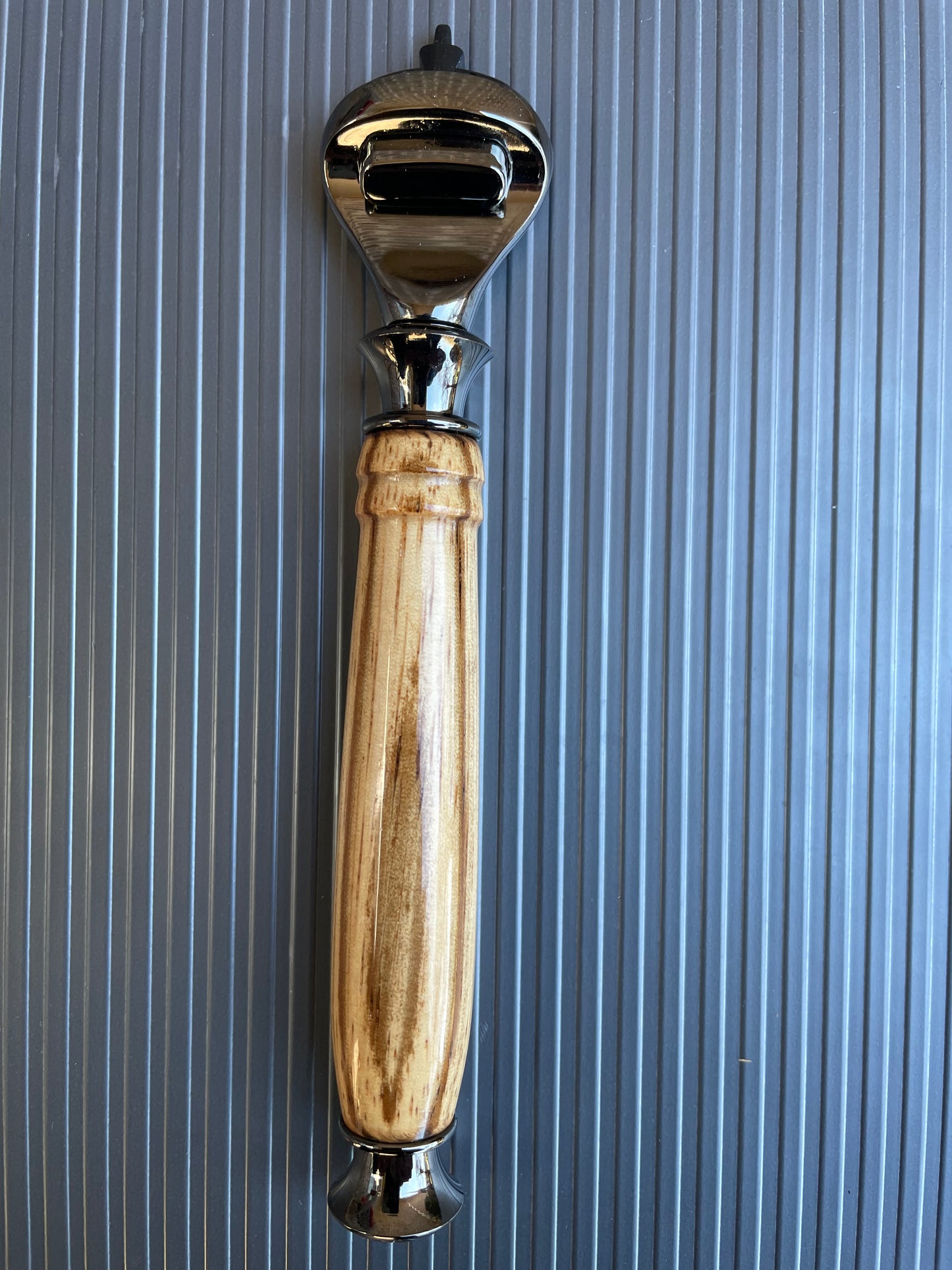 Custom Wood Handle Fusion Razor