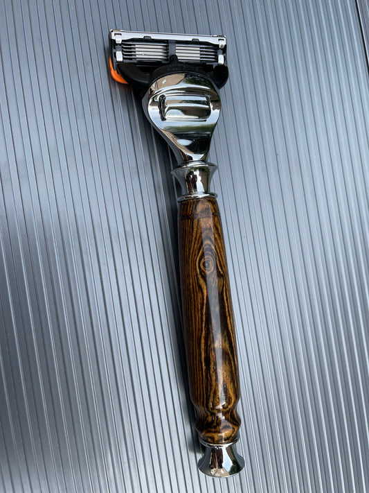 Custom Wood Handle Fusion Razor